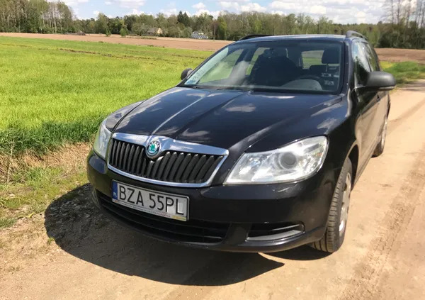 skoda octavia Skoda Octavia cena 15500 przebieg: 401000, rok produkcji 2013 z Zambrów